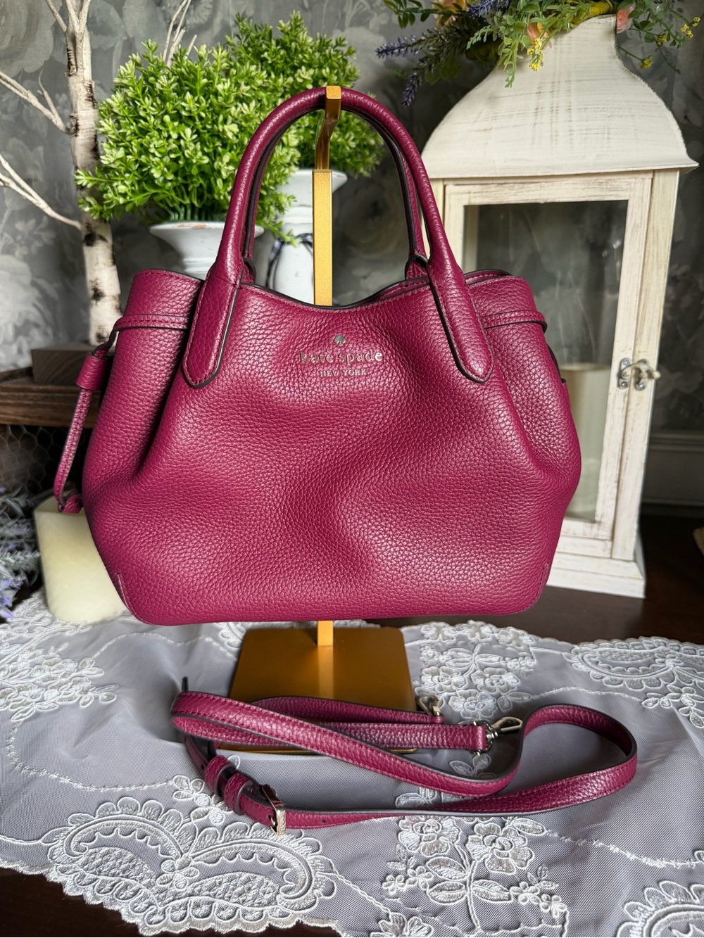 kate spade New York Berry Pebbled Leather Satchel Bag Purse crossbody strap